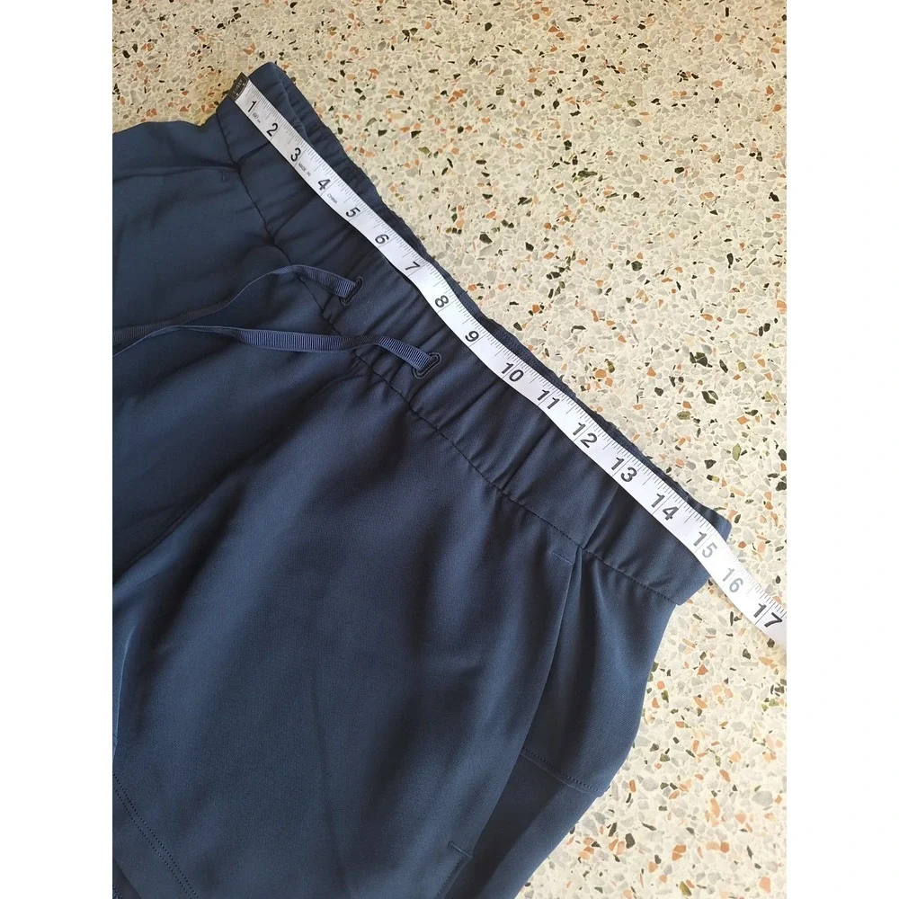 S01 Lululemon On The Fly Short *Woven 2.5